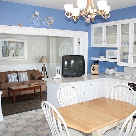 Coast Village Inn And Cottages Wells Rom bilde